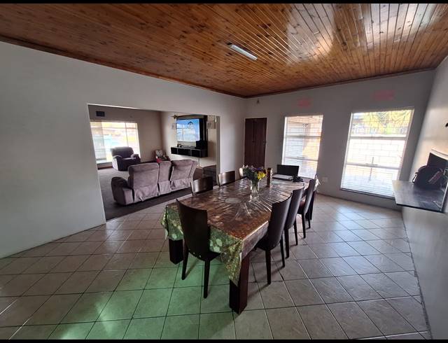 3 BEDROOM HOUSE FOR SALE IN VANDERBIJLPARK SE 7